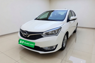 海马M3 2016款 1.5L 手动舒适型天窗版