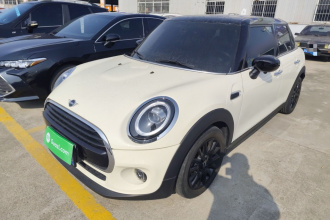 MINI 2021款 1.5T COOPER 经典派 五门版