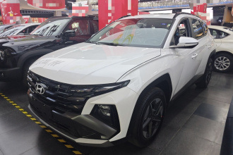 现代 2025款 途胜L 1.5T 精英版