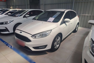 福特 福克斯 2017款 两厢 1.6L 自动舒适型智行版