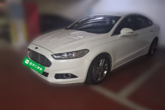 福特 蒙迪欧 2013款 2.0L GTDi240豪华运动型