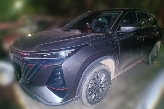 长安CS75 PLUS 2022款 第二代 1.5T 自动尊贵型