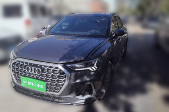 奥迪Q3 2024款 40 TFSI 时尚动感型