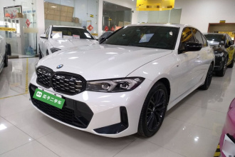 宝马3系 2024款 325i M运动曜夜套装