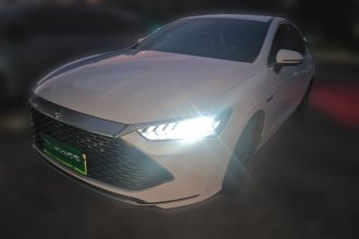 比亚迪 秦PLUS 2023款 冠军版 DM-i 120KM卓越型