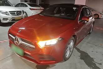 奔驰A级 2019款 A 200 L 运动轿车