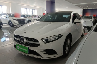 奔驰A级 2020款 A 200 L 运动轿车