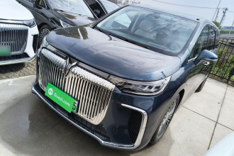 岚图汽车 岚图梦想家 2025款 PHEV 四驱旗舰鲲鹏版