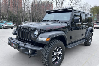 Jeep 牧马人 2021款 2.0T 罗宾汉四门版