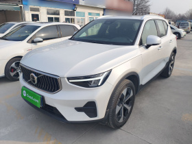 沃尔沃XC40 2024款 B4 四驱智远豪华版