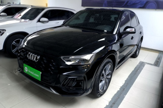 奥迪Q5L 2023款 40T 豪华动感型