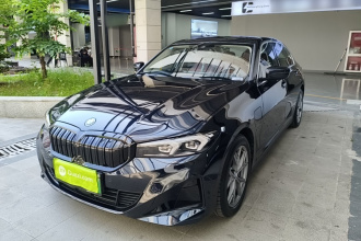 宝马i3 2025款 eDrive 35 L