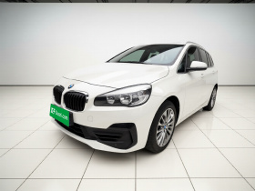 宝马2系多功能旅行车 2019款 220i 领先型