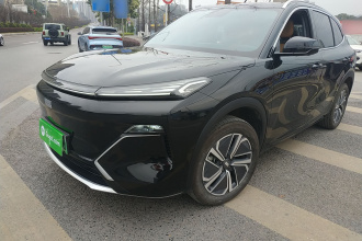 吉利银河 银河星舰7 EM-i 2025款 120km 启航+版