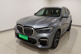 宝马X5 2022款 xDrive 40Li M运动套装