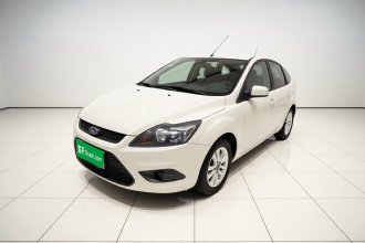 福特 福克斯 2013款 两厢经典 1.8L 自动基本型