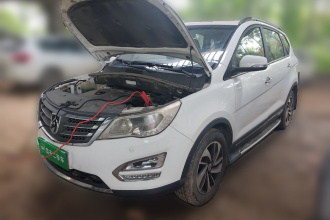 宝骏560 2016款 1.8L iAMT豪华型