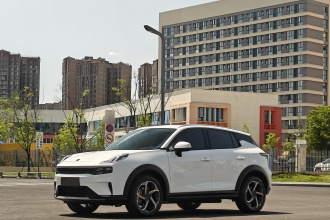 领克06 EM-P 2022款 PHEV 84KM续航版 Pro