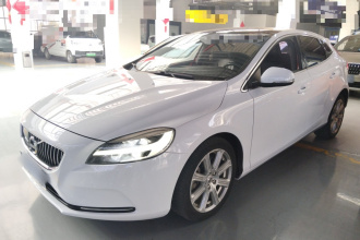 沃尔沃V40 2019款 T3 智雅版