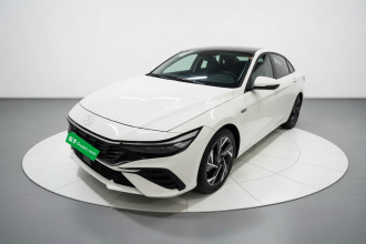 现代 伊兰特 2023款 1.5L CVT LUX尊贵版