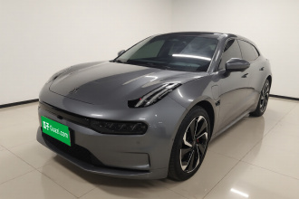 极氪001 2022款 长续航双电机 WE版