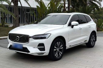 沃尔沃XC60 2022款 B5 四驱智逸豪华版