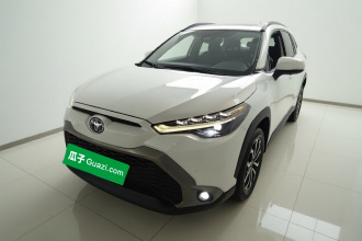 丰田 锋兰达 2023款 2.0L 智能电混双擎 尊贵版