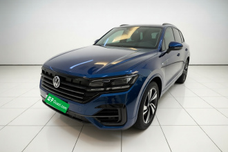 大众 途锐 2022款 3.0TSI 锐享版 曜黑运动套装