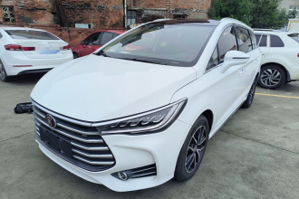 比亚迪 宋MAX 2018款 1.5T 自动智联精英型 6座