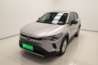 丰田 卡罗拉锐放 2026款 2.0L 精英版