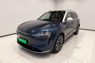 鸿蒙智行 问界M9 2024款 增程 Ultra版 42kWh 6座版