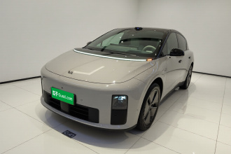 理想汽车 理想i6 2025款 两驱标准版