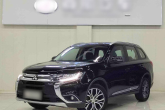 三菱 欧蓝德 2018款 2.0L 两驱荣耀版 5座