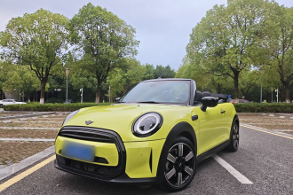 MINI 2023款 改款 1.5T COOPER CABRIO 艺术家