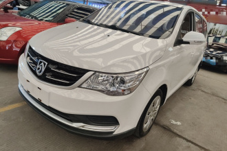 宝骏730 2019款 1.5L 手动超值型 7座 国VI