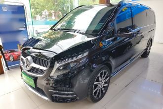 奔驰V级 2022款 V 260 L 长轴距豪华版