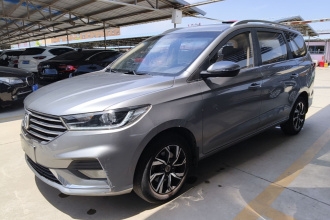 宝骏360 2018款 1.5L 自动豪华型 国V