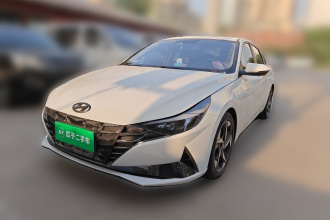现代 伊兰特 2022款 1.5L CVT LUX尊贵版
