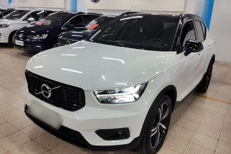 沃尔沃XC40 2020款 T4 四驱智雅运动版