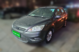 福特 福克斯 2013款 三厢经典 1.8L 自动基本型