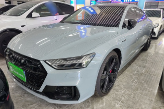 奥迪A7L 2024款 45 TFSI quattro RS 套件竞速版