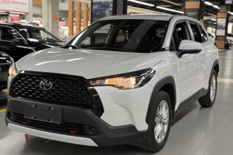 丰田 卡罗拉锐放 2023款 2.0L 先锋版