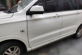 五菱汽车 五菱宏光 2019款 1.5L S舒适型国VI LAR
