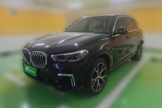 宝马X5 2022款 xDrive 40Li M运动套装