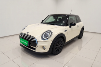 MINI 2019款 1.5T COOPER 艺术家