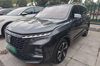 荣威RX5 eMAX 2022款 1.5T PHEV无畏尊享版