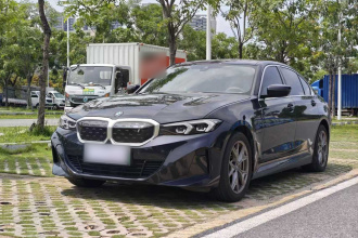 宝马i3 2024款 eDrive 35 L