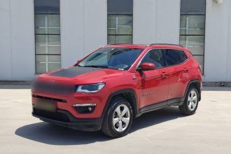 Jeep 指南者 2019款 220T 自动家享四驱版