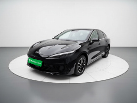 比亚迪 海豹05 DM-i 2025款 DM-i 智驾版 120KM旗舰型