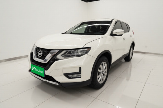 日产 奇骏 2017款 2.0L CVT舒适版 2WD